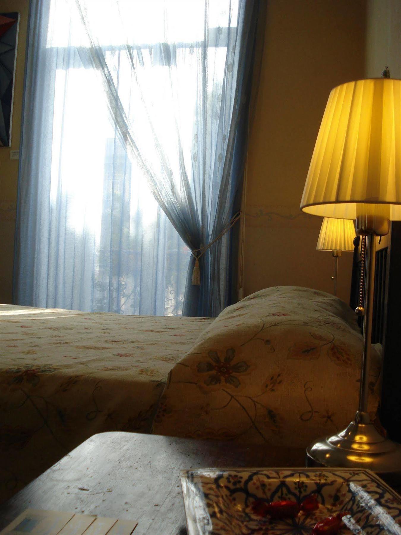 Areamare Bed & Breakfast Наполи Екстериор снимка